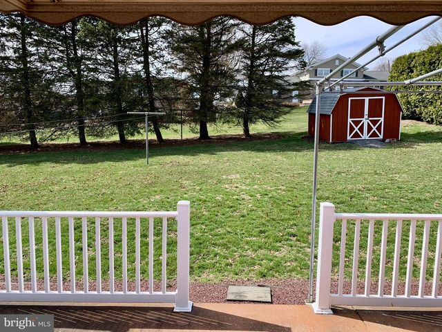 550 N 5TH ST, Hamburg, PA 19526