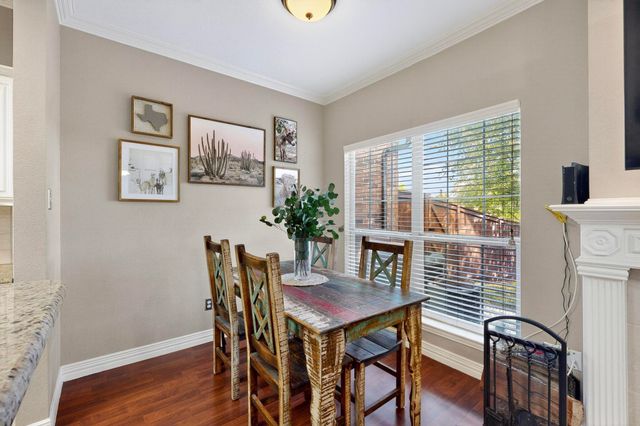 2344 Southcourt Circle, Irving, TX 75038