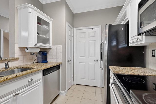 2344 Southcourt Circle, Irving, TX 75038