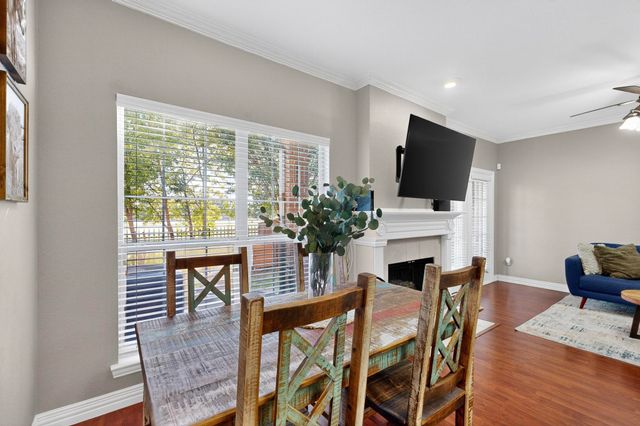 2344 Southcourt Circle, Irving, TX 75038