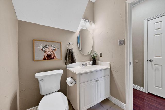 2344 Southcourt Circle, Irving, TX 75038