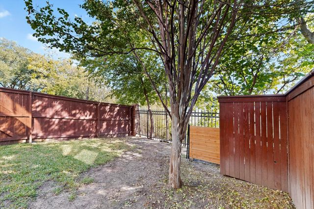 2344 Southcourt Circle, Irving, TX 75038