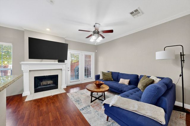 2344 Southcourt Circle, Irving, TX 75038