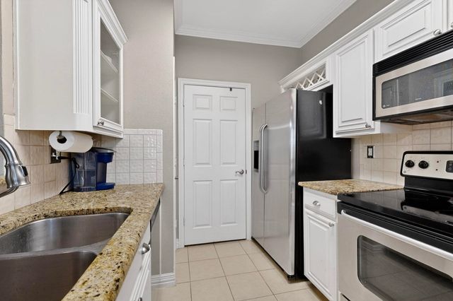 2344 Southcourt Circle, Irving, TX 75038