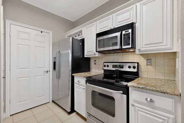 2344 Southcourt Circle, Irving, TX 75038