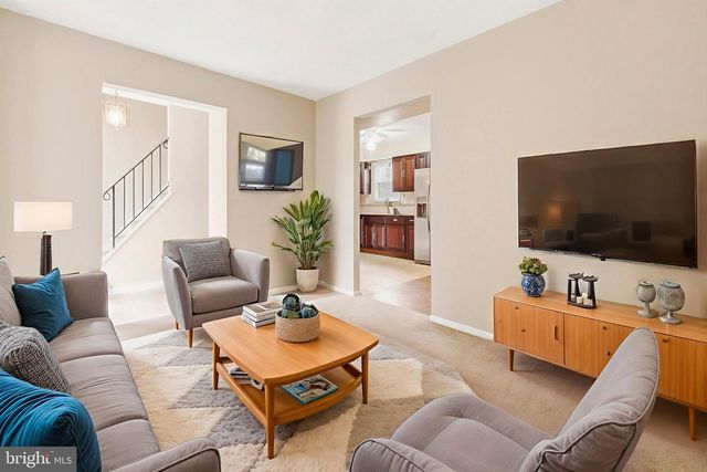 15 W MARY LN, Waterford Works, NJ 08089