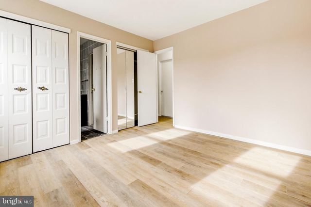 15 W MARY LN, Waterford Works, NJ 08089