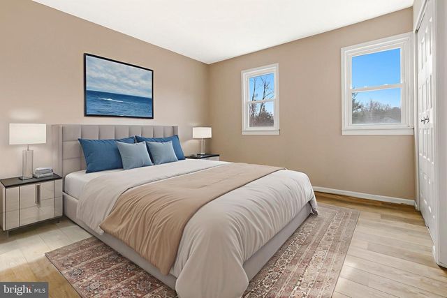 15 W MARY LN, Waterford Works, NJ 08089