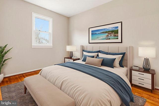 15 W MARY LN, Waterford Works, NJ 08089