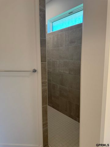 12006 S 113 Avenue Circle, Papillion, NE 68046