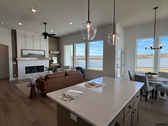 12006 S 113 Avenue Circle, Papillion, NE 68046