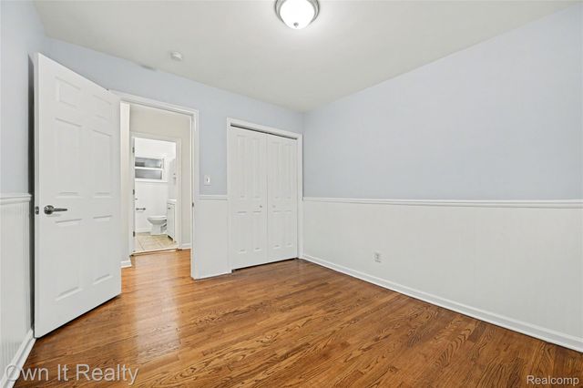 6062 Plainfield Street, Dearborn Heights, MI 48127