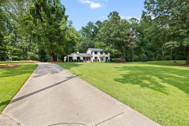 621 Edgewater Drive, Garner, NC 27529