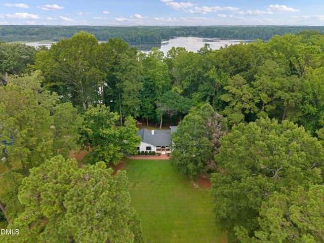 621 Edgewater Drive, Garner, NC 27529