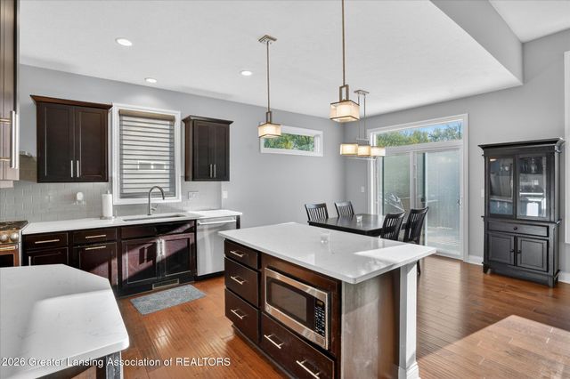 1311 Kalorama Way, Okemos, MI 48864