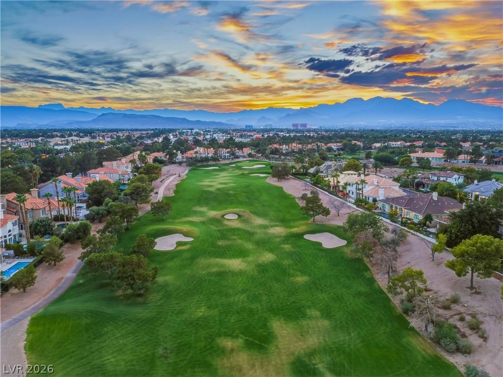 8912 Rainbow Ridge Drive, Las Vegas, NV 89117 — photo 2