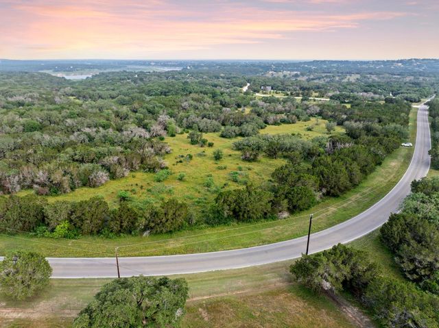 2308 County Road 414, Spicewood, TX 78669
