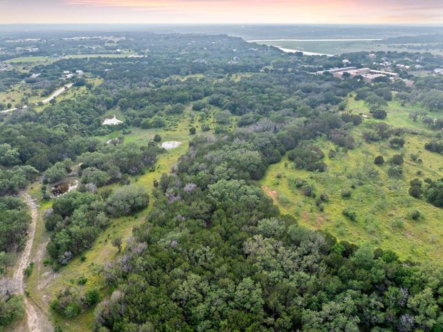 2308 County Road 414, Spicewood, TX 78669