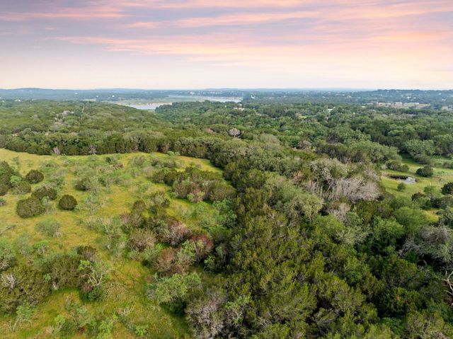 2308 County Road 414, Spicewood, TX 78669