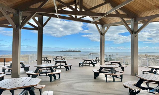 800 East Broadway, Milford, CT 06460