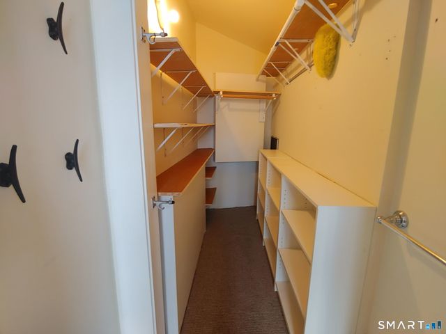 800 East Broadway, Milford, CT 06460