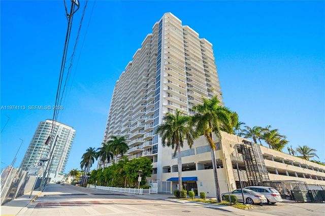 7601 E Treasure Dr. PH 216, North Bay Village, FL 33141