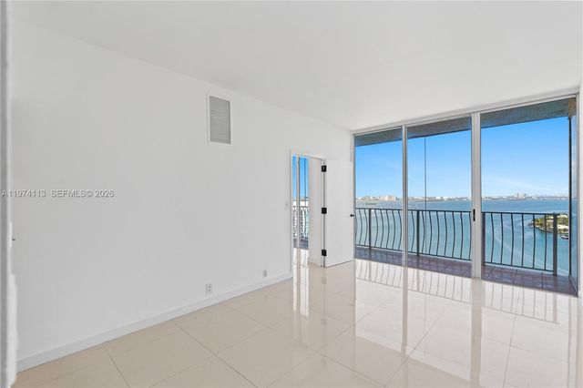 7601 E Treasure Dr. PH 216, North Bay Village, FL 33141