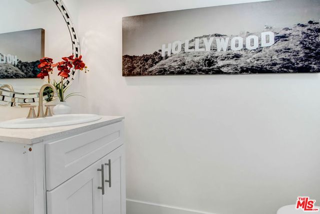 4166 Crisp Canyon Road, Sherman Oaks, CA 91403