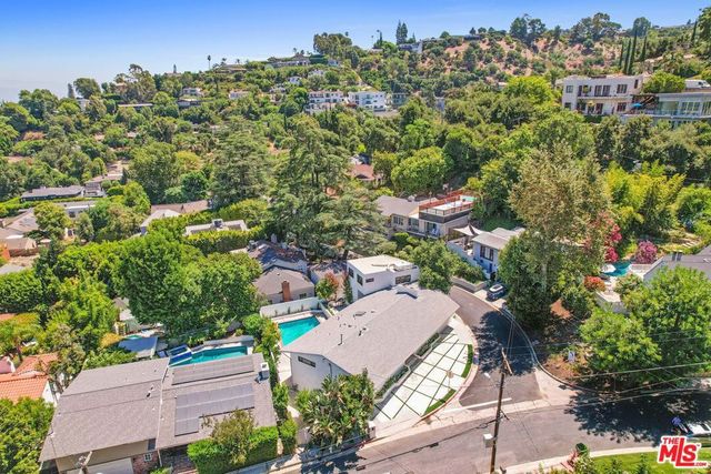 4166 Crisp Canyon Road, Sherman Oaks, CA 91403