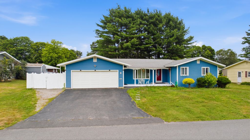 7 Champlain Avenue, Lewiston, ME 04240 — exterior