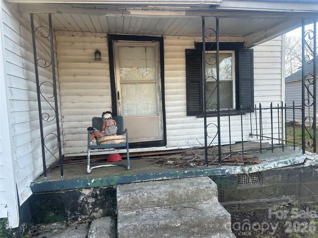 100 Edward Street, Chester, SC 29706