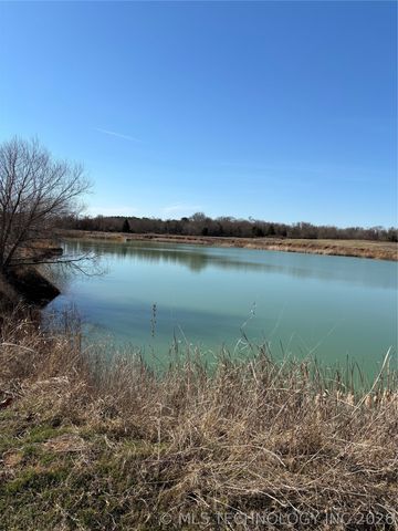 1895 Old Hwy 70, Durant, OK 74701