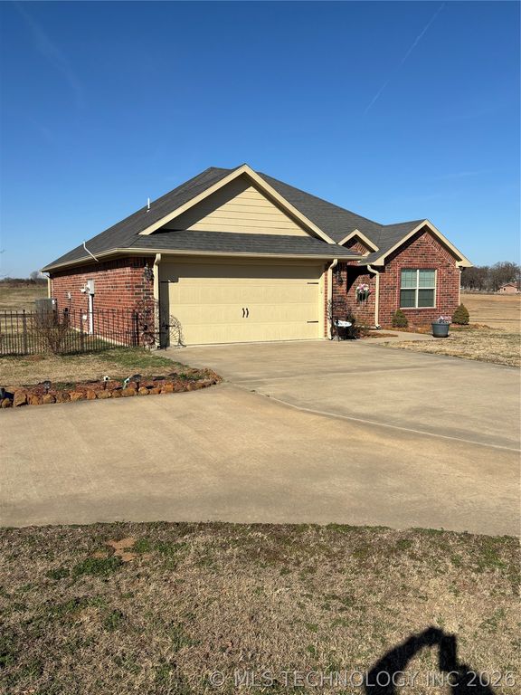 1895 Old Hwy 70, Durant, OK 74701