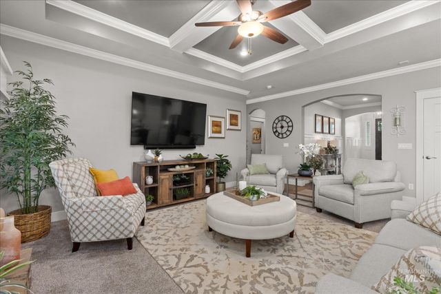 5963 N Eynsford Ave, Meridian, ID 83646