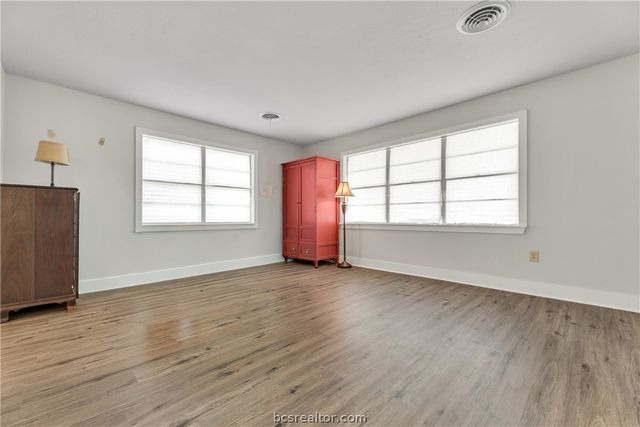 1600 George Bush Drive, College Station, TX 77840