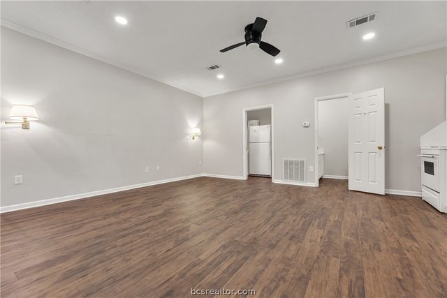 1600 George Bush Drive, College Station, TX 77840
