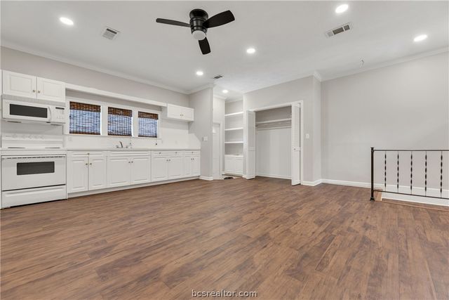 1600 George Bush Drive, College Station, TX 77840
