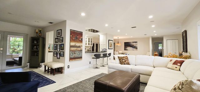 1568 Point Way, North Palm Beach, FL 33408