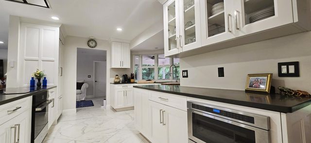 1568 Point Way, North Palm Beach, FL 33408