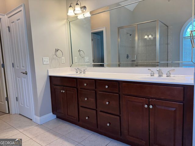130 Wickham Drive, Tyrone, GA 30290