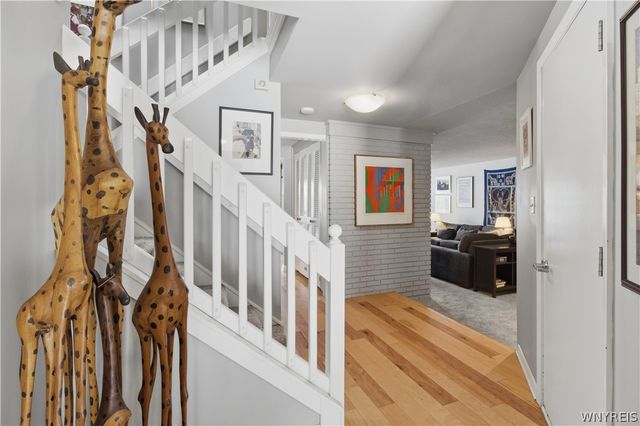 193 Breezewood Common, Amherst, NY 14051