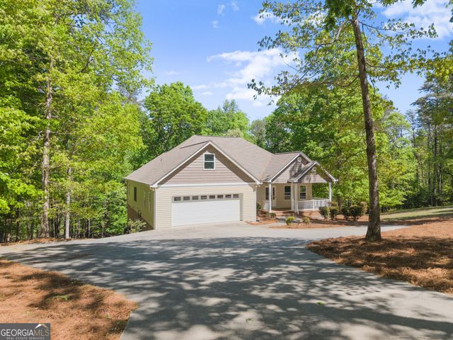 45 Holcomb Drive, Cleveland, GA 30528