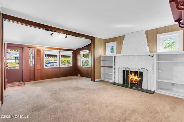 121 Linden Avenue, Pine Beach, NJ 08741