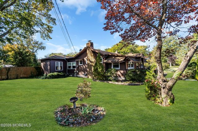 121 Linden Avenue, Pine Beach, NJ 08741