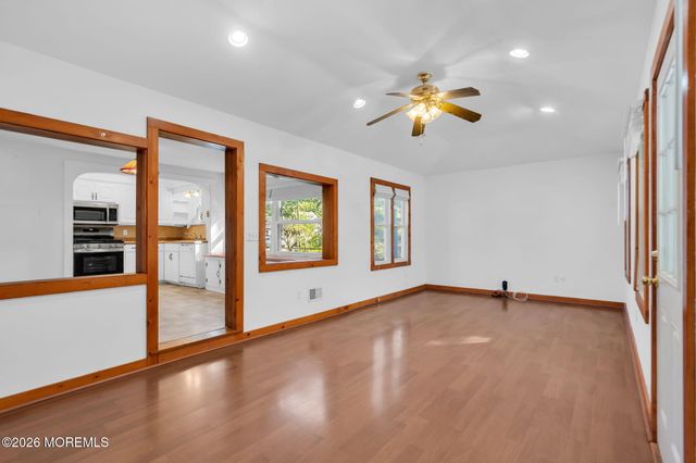 121 Linden Avenue, Pine Beach, NJ 08741