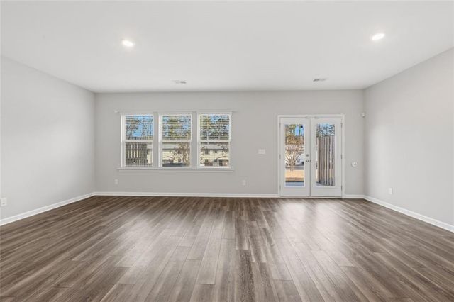 2079 Lanier Harbor Pointe, Buford, GA 30518