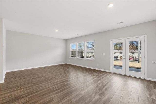 2079 Lanier Harbor Pointe, Buford, GA 30518