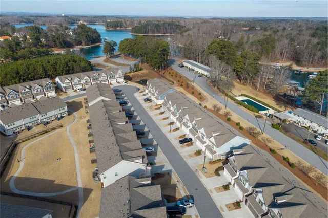 2079 Lanier Harbor Pointe, Buford, GA 30518