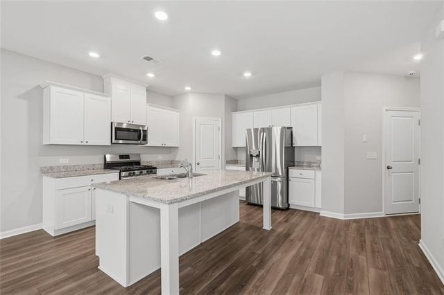 2079 Lanier Harbor Pointe, Buford, GA 30518