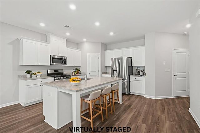 2079 Lanier Harbor Pointe, Buford, GA 30518